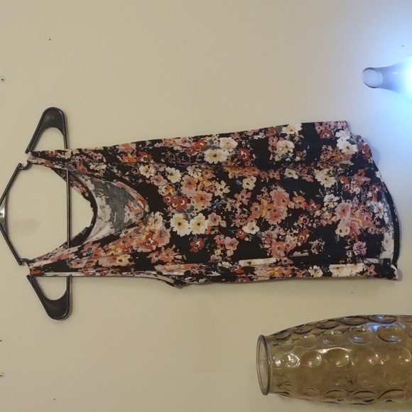 Maurices 24/7 Flawless size Large - Picture 1 of 1